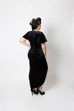 Load image into Gallery viewer, Veronica Velvet Black